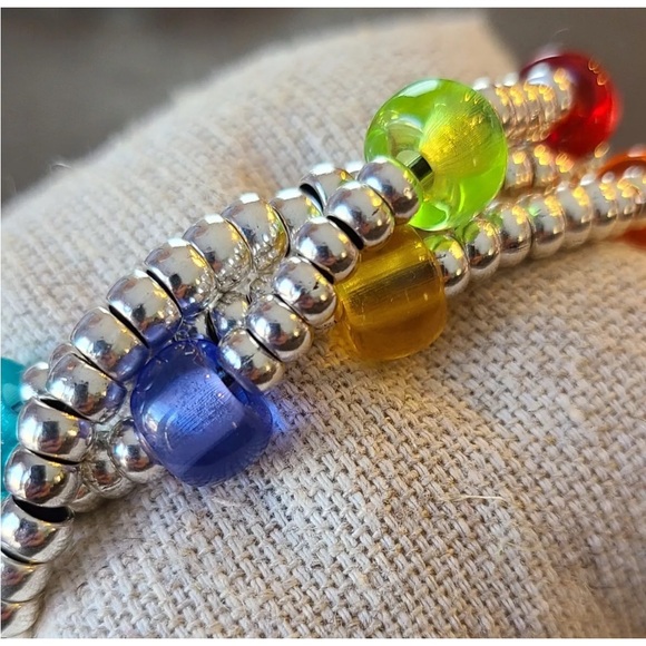 MULTIVITAMIN • Bohemian Bracelet • Silver and Glass Beads - Picture 8 of 15